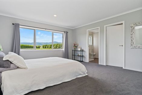 Photo of property in 49 Ohau Terraces, Ohau, Levin, 5570