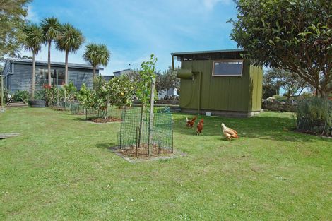 Photo of property in 1104 Oneriri Road, Kaiwaka, 0573