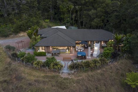 Photo of property in 63 Tram Road, Swanson, Auckland, 0614