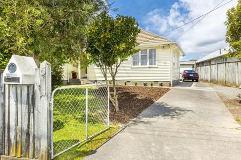 Photo of property in 5 Maher Street, Elderslea, Upper Hutt, 5018