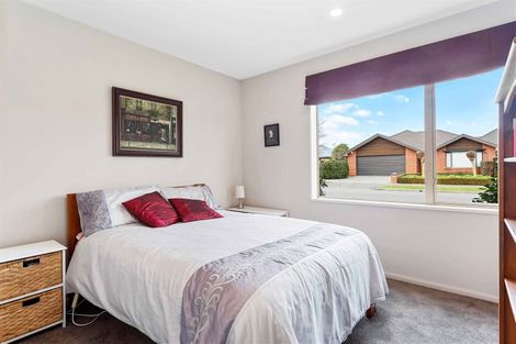 Photo of property in 4 Providence Place, Redwood, Christchurch, 8051
