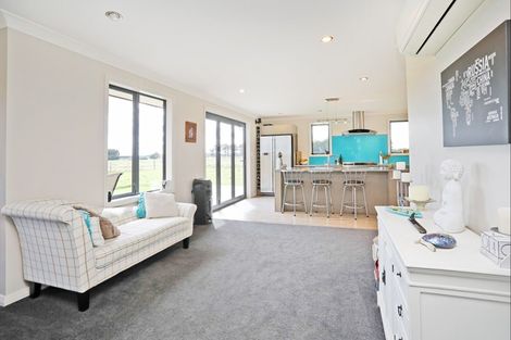 Photo of property in 34 Mckellar Road, Seaward Bush, Invercargill, 9871