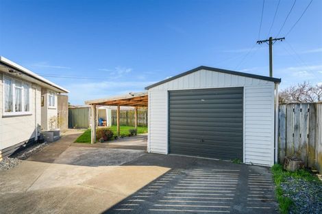 Photo of property in 33 Holland Crescent, Bulls, 4818