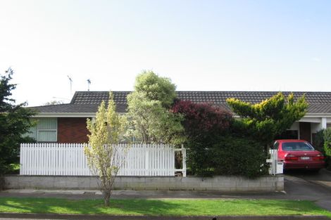 Photo of property in 1 Frimley Street, Awapuni, Palmerston North, 4412