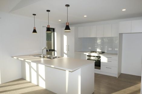 Photo of property in 13 Rongomau Lane, Raumati South, Paraparaumu, 5032