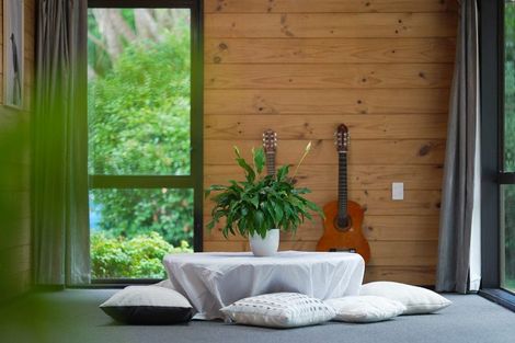 Photo of property in 16 Lupin Road, Otaki, 5512