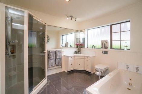 Photo of property in 74 Rata Street, Hawera, 4610