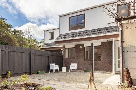 Photo of property in 8/75 Delhi Crescent, Khandallah, Wellington, 6035