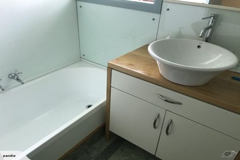 Photo of property in 32 Birdwood Avenue, Moturoa, New Plymouth, 4310