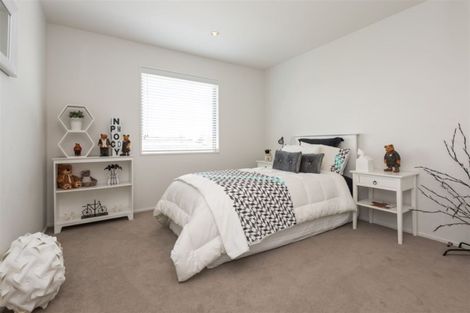 Photo of property in 45 Garreg Road, Bryndwr, Christchurch, 8052