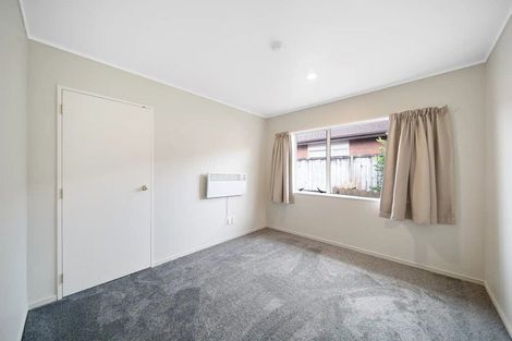 Photo of property in 100 Crawford Avenue, Mangere Bridge, Auckland, 2022