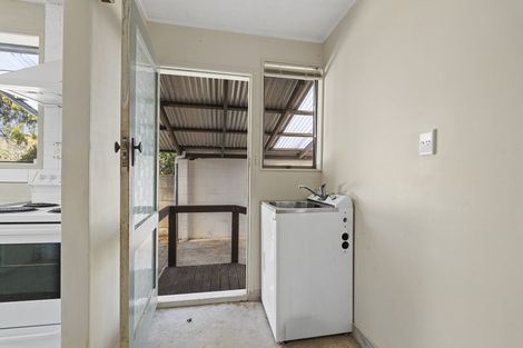 Photo of property in 17 Thames Street, Welbourn, New Plymouth, 4310
