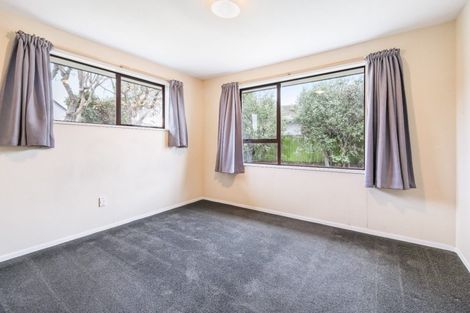 Photo of property in 12 Te Maru Place, Redwood, Christchurch, 8051
