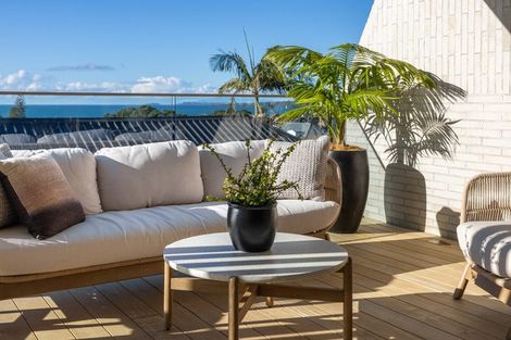 Photo of property in 2a Hauraki Road, Hauraki, Auckland, 0622