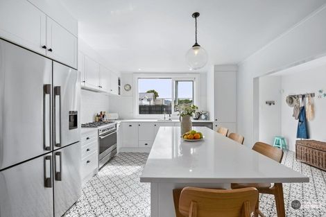 Photo of property in 21 Manchester Street, Petone, Lower Hutt, 5012