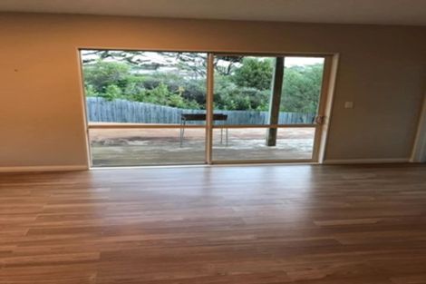 Photo of property in 58 Laurel Oak Drive, Schnapper Rock, Auckland, 0632