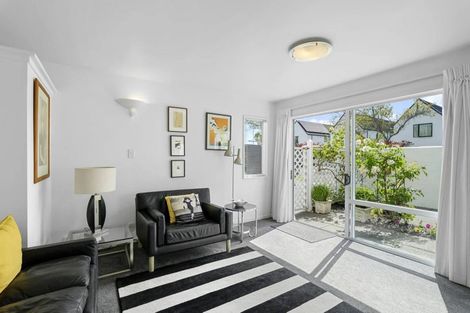 Photo of property in 49a Gracefield Avenue, Christchurch Central, Christchurch, 8013