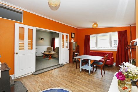 Photo of property in 33 Tayler Street, Eltham, 4322