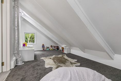 Photo of property in 29 Wirihana Road, Titirangi, Auckland, 0604