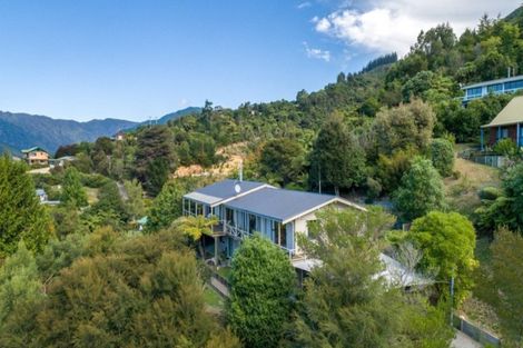 Photo of property in 39 Tirimoana Terrace, Anakiwa, Picton, 7281