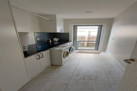 Photo of property in 17 Kuawa Drive, Kumeu, 0810