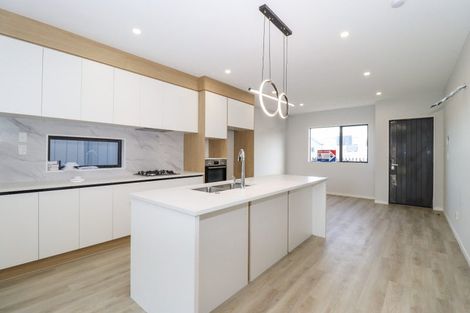 Photo of property in 17 Farranfore Road, Opaheke, Papakura, 2113