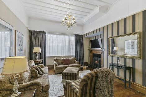 Photo of property in 99 Amohia Street, Paraparaumu, 5032