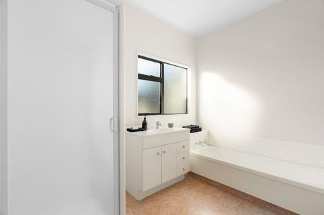 Photo of property in 33c Selwyn Road, Havelock North, 4130