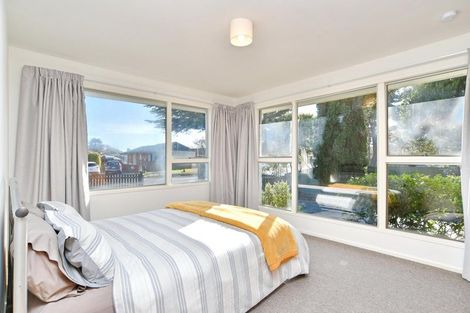 Photo of property in 32 Ashwood Street, Parklands, Christchurch, 8083