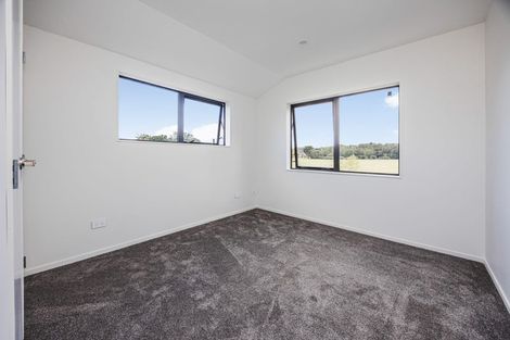 Photo of property in 16e Imrie Avenue, Mangere, Auckland, 2022