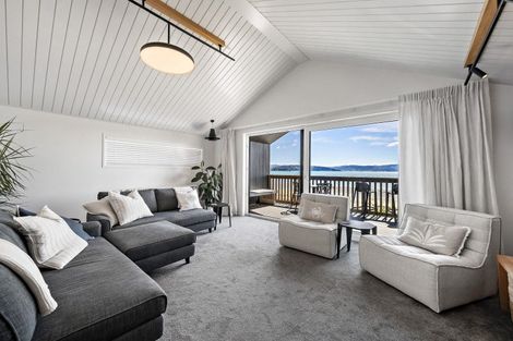 Photo of property in 133 Marine Parade, Eastbourne, Lower Hutt, 5013