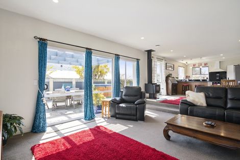 Photo of property in 2 Nautique Place, Waikawa, Picton, 7220