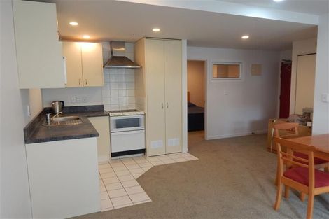 Photo of property in Terrace Heights Apartments, 6b/163 The Terrace, Wellington Central, Wellington, 6011