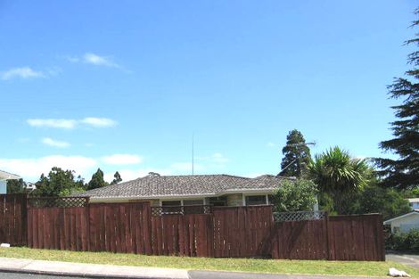 Photo of property in 75 Stott Avenue, Birkdale, Auckland, 0626