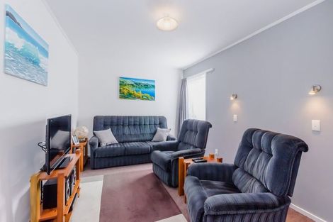 Photo of property in 68 Dixie Street, Te Horo Beach, Otaki, 5581