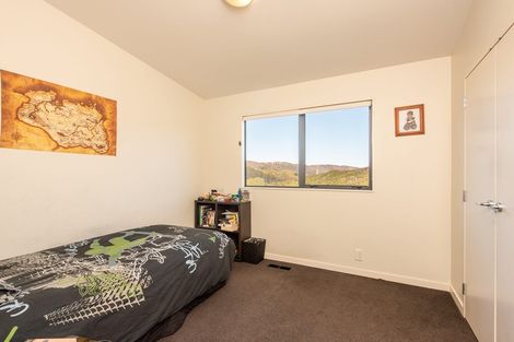 Photo of property in 2 Landsdowne Terrace, Karori, Wellington, 6012