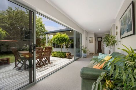 Photo of property in 62 Links View Drive, Omokoroa, 3114