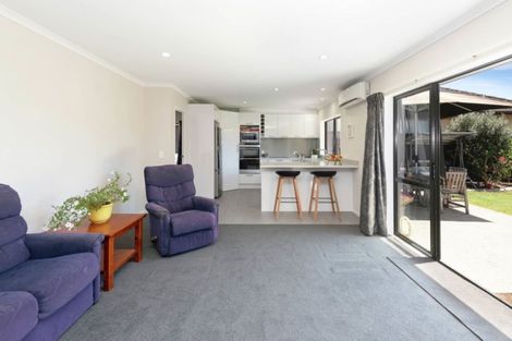 Photo of property in 9 Franshell Crescent, East Tamaki, Auckland, 2013