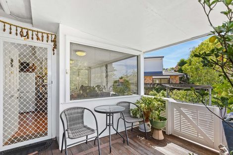 Photo of property in 15 Marinich Drive, Ranui, Auckland, 0612