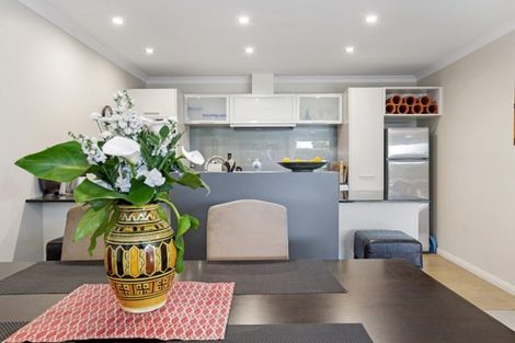 Photo of property in 7/235 Devonport Road, Tauranga, 3110