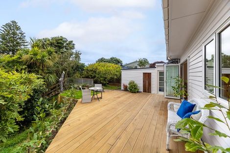 Photo of property in 16 Allen Road, Raumati Beach, Paraparaumu, 5032
