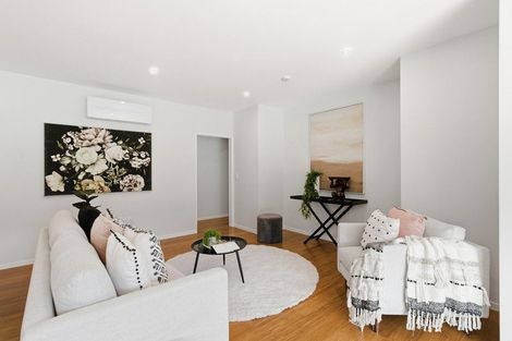 Photo of property in 1 Ara Haewai, Houghton Bay, Wellington, 6023