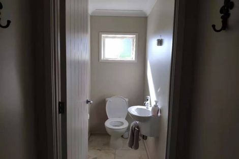 Photo of property in 42 Rame Road, Greenhithe, Auckland, 0632