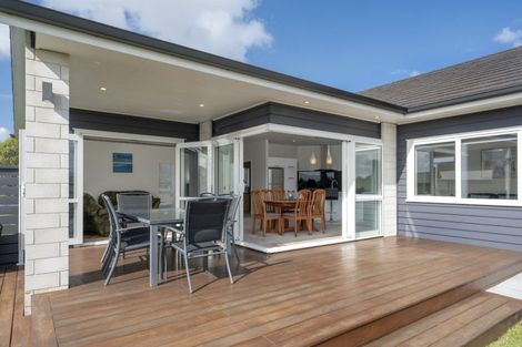 Photo of property in 5 Holyoake Terrace, Omokoroa, 3114