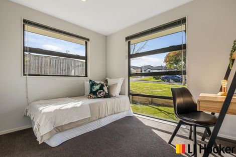 Photo of property in 15 Parkgrove Crescent, Pokeno, 2402