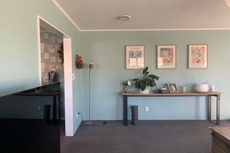 Photo of property in 21 Whiting Crescent, Greenmeadows, Napier, 4112