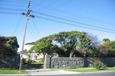 Photo of property in 171 Bleakhouse Road, Mellons Bay, Auckland, 2014