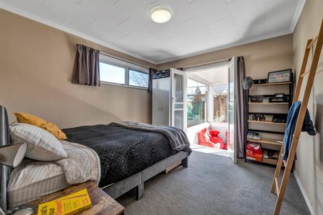 Photo of property in 12 Craig Street, Stratford, 4332