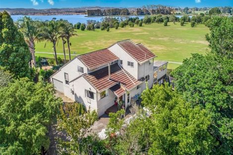 Photo of property in 18 Hoylake Place, Wattle Downs, Auckland, 2103