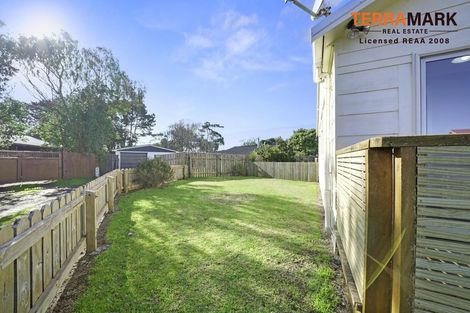 Photo of property in 9 Hewson Crescent, Otaki Beach, Otaki, 5512